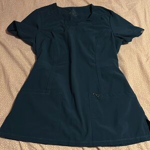 Cherokee infinity scrub top